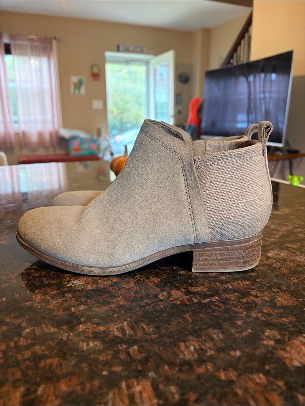 Classic Ankle Booties - TOMS Deia size 6